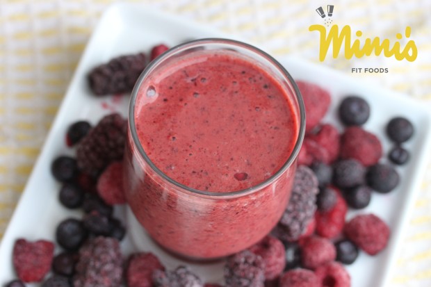 Triple Berry and Carrot Juice Detox and Antioxidant Smoothie - Mimi's Fit Foods